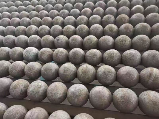 boule en acier solide de 100mm B3, boule forgée par acier 65HRC faite sur commande