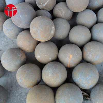 Durabilité à l'impact Les billes d'acier de meulage supérieures à 12J/cm2 Surface lisse
